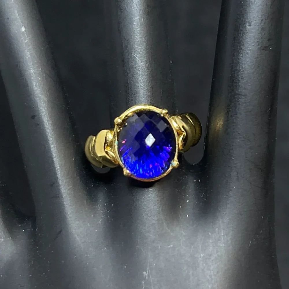 Gold Tone And Multifaceted Blue Rhinestone Statement Ring Sz 7 (R298) - Picture 1 of 7